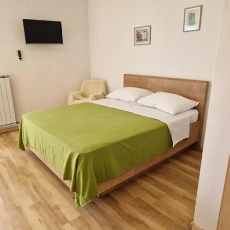 Apartment Sunce 3 Vrbnik (Primorje-Gorski Kotar)